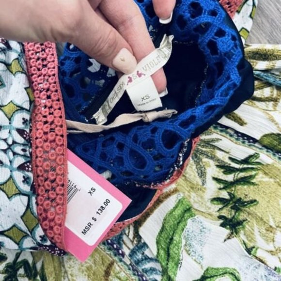 Chelsea & Violet Floral Crepe Lace Empire Waist HalterFlare Dress v neck low cut - Picture 7 of 8